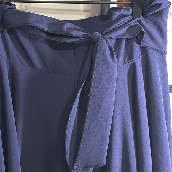 Yitemei Women’s High Waist Solid Swing Maxi Skirt w/Asymmetrical Hem & Pockets - Picture 7 of 16